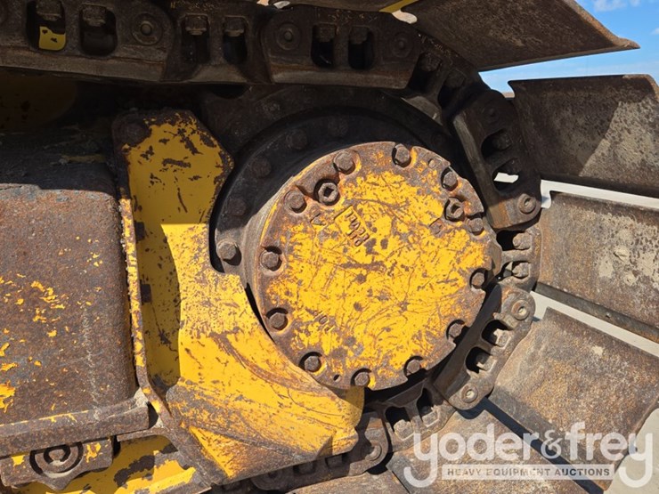 2020-komatsu-d39px-24-image-14
