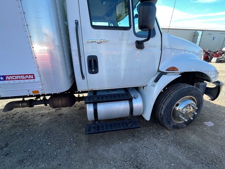 #1796-•-2012-navistar/international-box-truck-with-morgan-box-(has-wisconsin-title)-image-28
