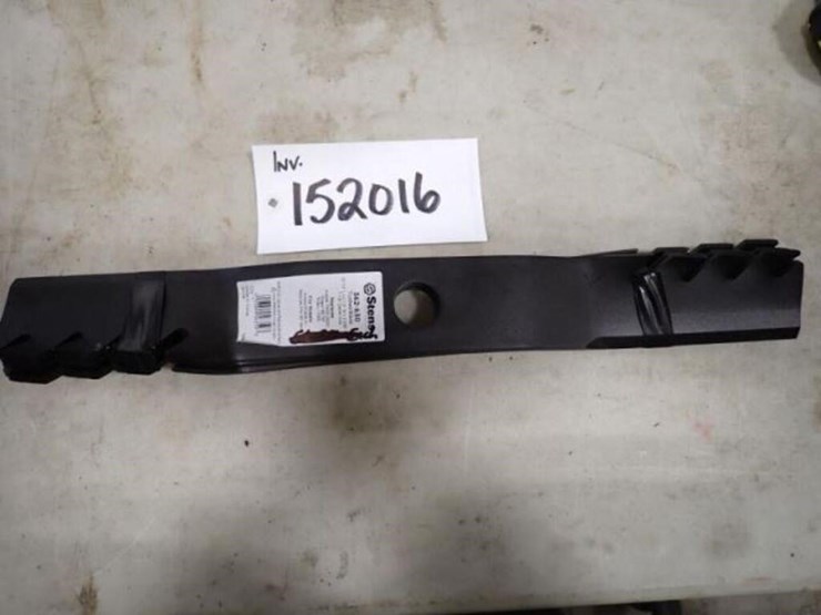 qty-of-3-20.5"-lawn-mower-blades-image-1