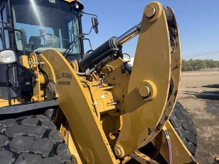 2018-caterpillar-930m-image-16