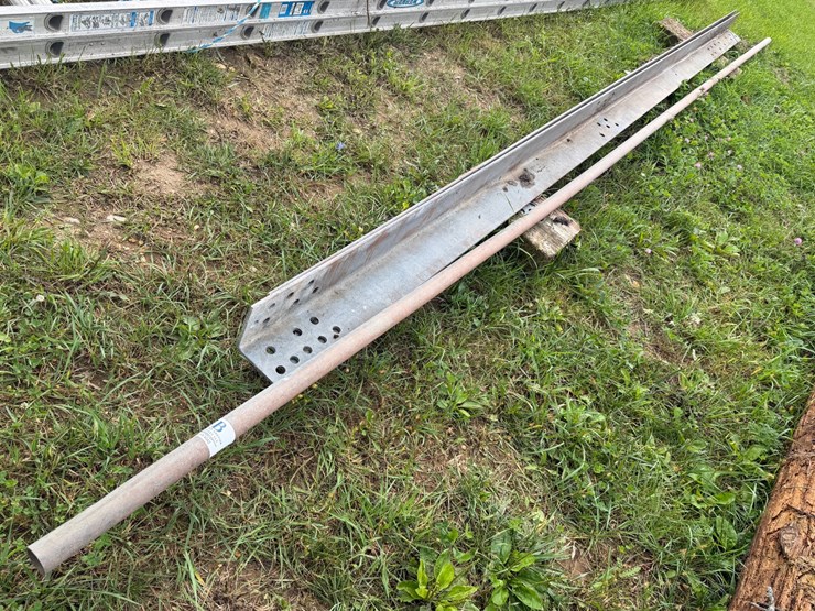 #4042-•-galvanized-electric-tower-angle-iron-image-1