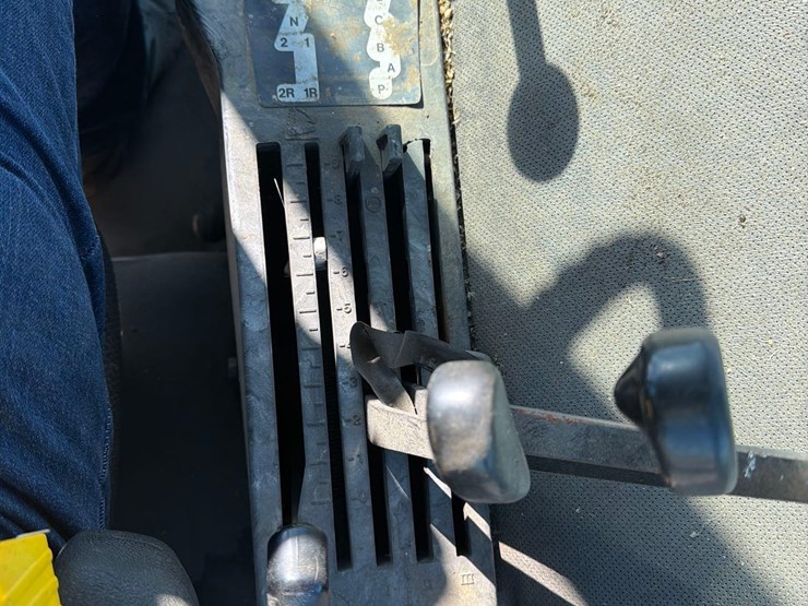 john-deere-4430-image-30