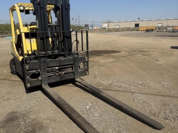 hyster-h80ft-forklift-image-35