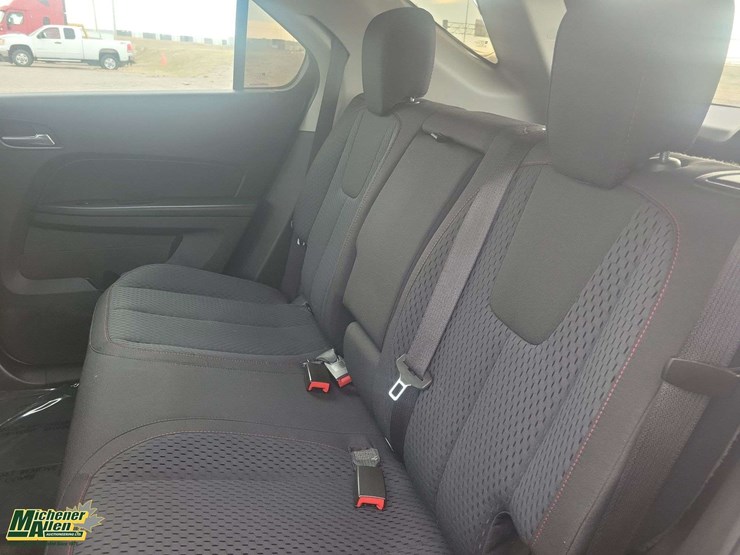 2013-chevrolet-equinox-image-27