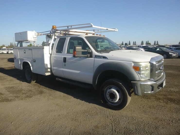 2015-ford-f550-image-2