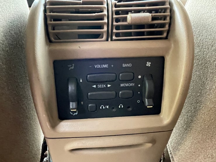 1997-ford-explorer-xlt-image-56