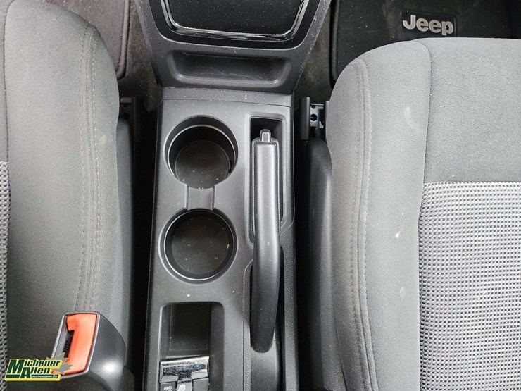 2017-jeep-patriot-image-22