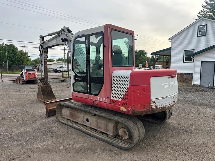 takeuchi-tb070-image-6