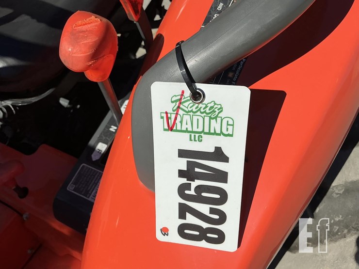 2023-kubota-l3301-image-18