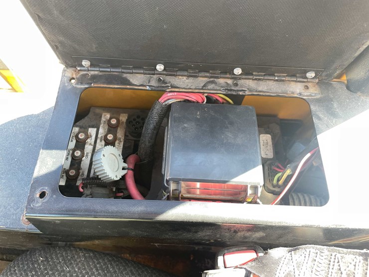 #1785-•-2012-mb-msv-multi-service-vehicle-image-30