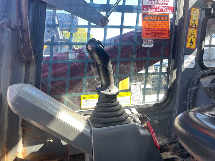 takeuchi-tl8-image-11