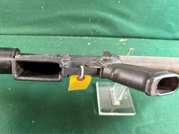 rock-river-arms-mdl.lar-15-5.56mm-rifle-image-13
