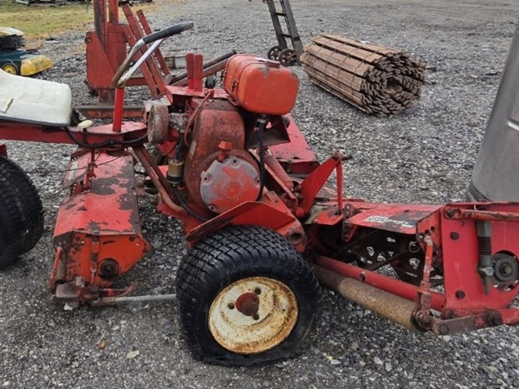 toro-professional-70-triplex-mower-image-3