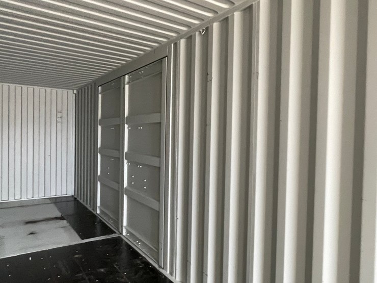 #500-•-single-use-40'-high-cube-multi-door-steel-container-image-15