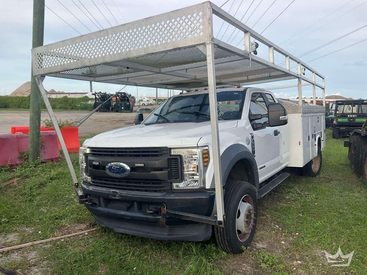2019-ford-f550-image-1