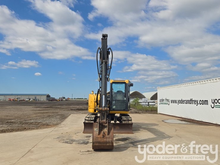 2020-deere-85g-image-8