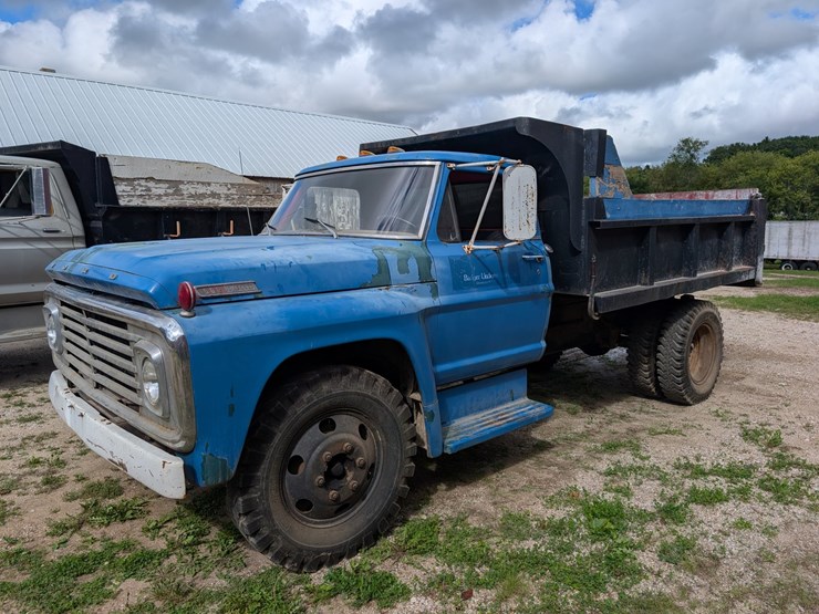 #4001-•-1967-ford-custom-cab-baby-dump-box-truck-image-2