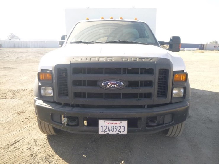2008-ford-f450-image-26