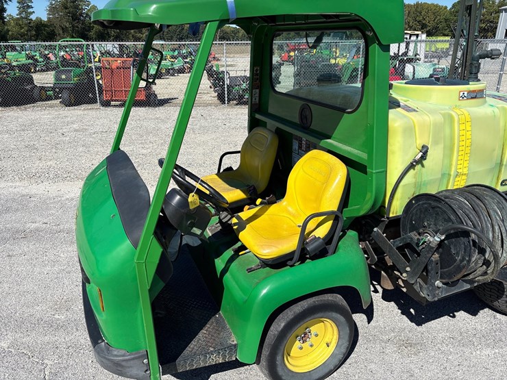 john-deere-300-image-3