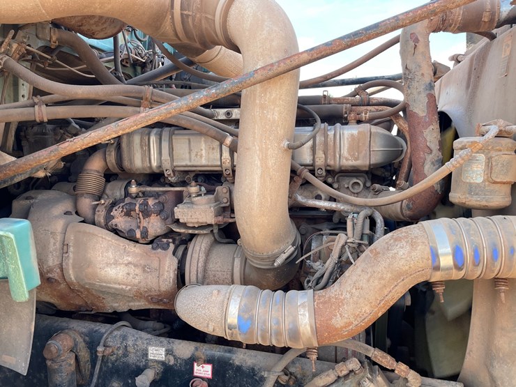 2015-western-star-4900sb-image-64