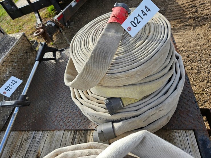 #2144-•-stack-of-1-3/4"-water-hoses-image-3
