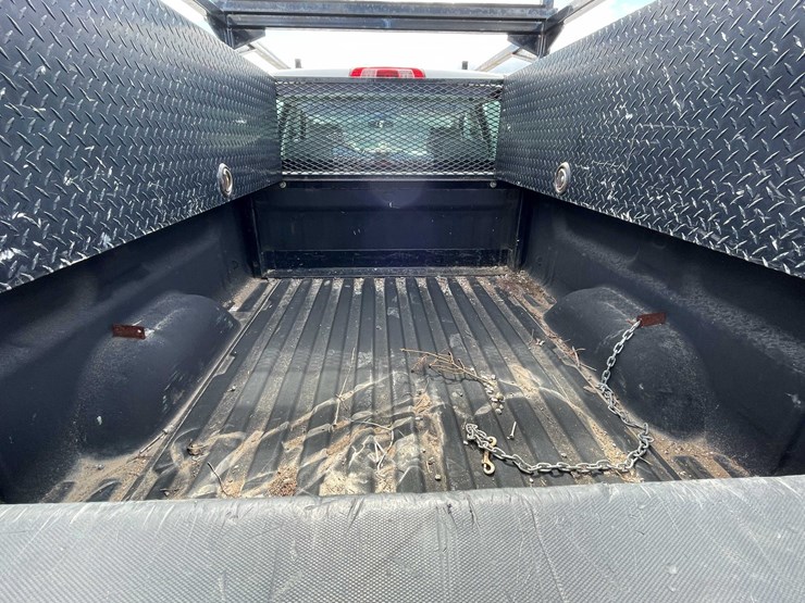 2016-chevrolet-2500-image-33
