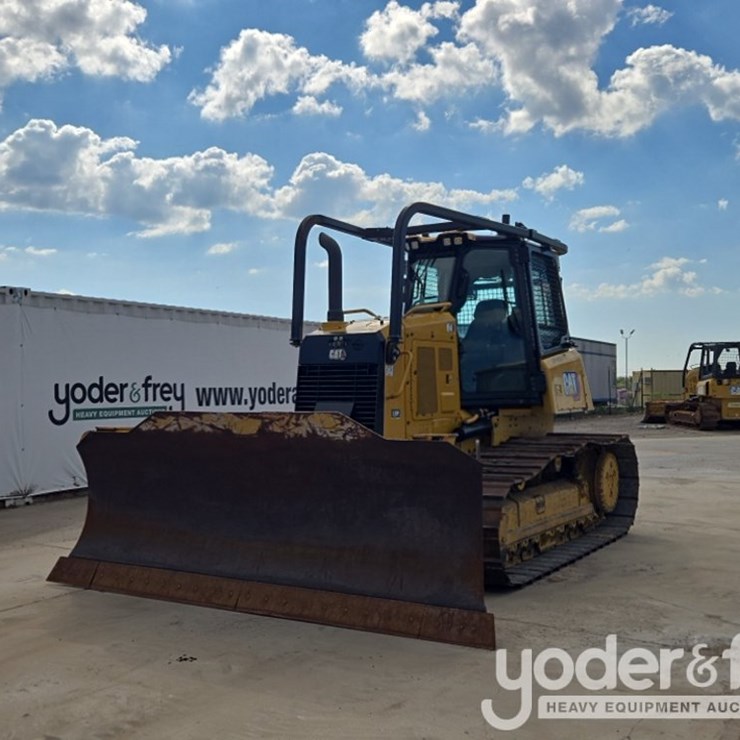 2021 CATERPILLAR D4 LGP