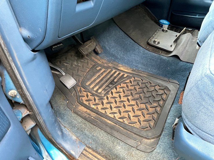 1995-ford-f150-xlt-image-60