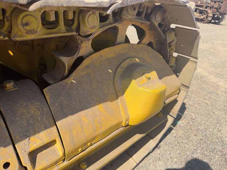 caterpillar-forty-image-15