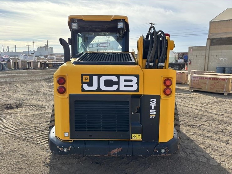 2021-jcb-3ts-8t-image-8
