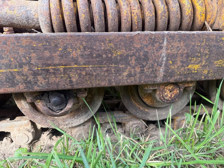 john-deere-350-image-21