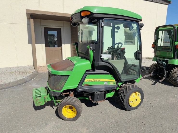john-deere-1575-image-3