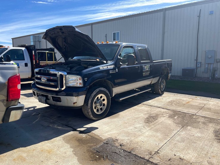 2007-ford-f350-image-1