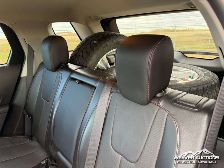 2017-gmc-terrain-slt-image-19
