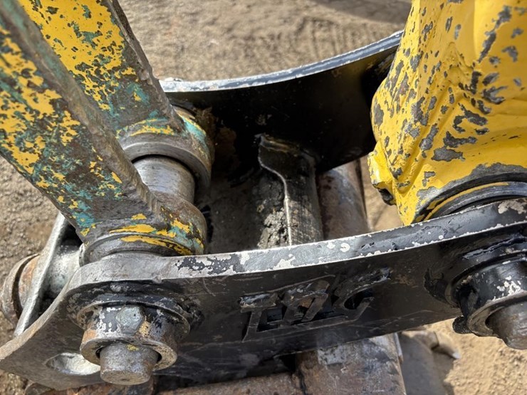 kobelco-sk80cs-1e-image-15