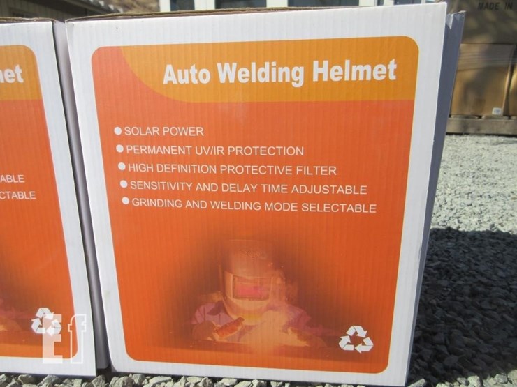 (2)-welding-helmets-image-3