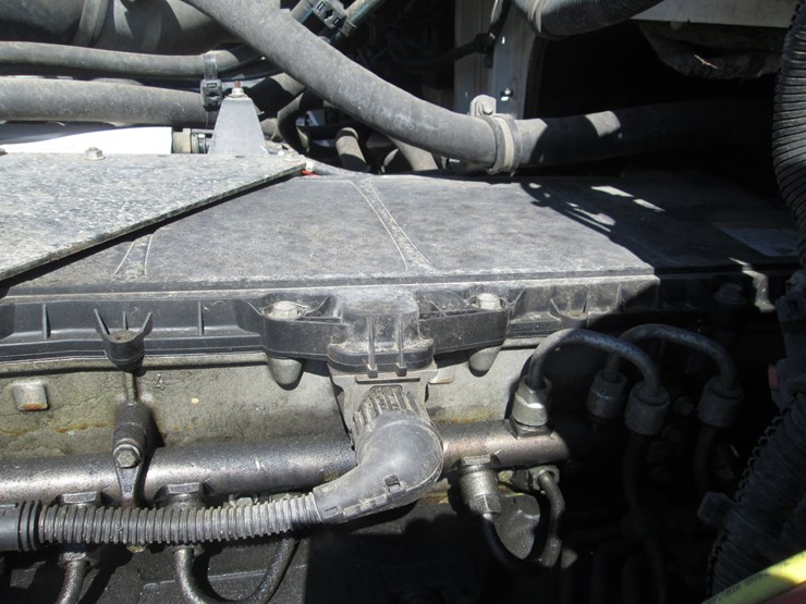 2020-western-star-4900-image-30