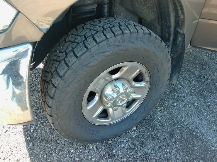 2014-dodge-2500-image-17