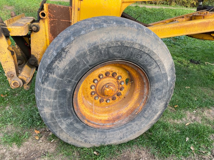 john-deere-770-image-16