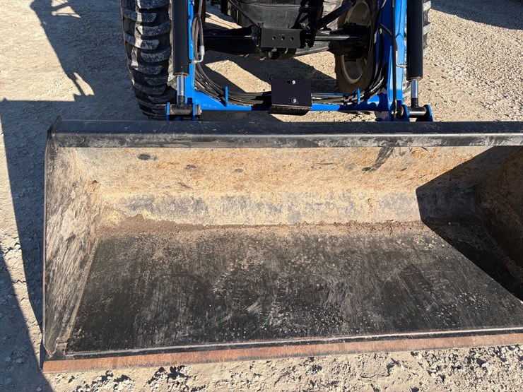 2019-new-holland-workmaster-50-image-7