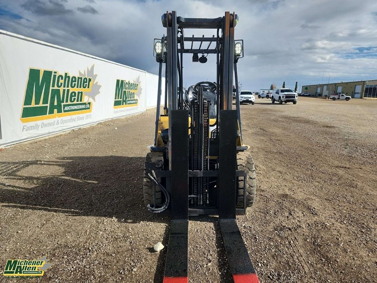 2020-caterpillar-gp30n-image-24