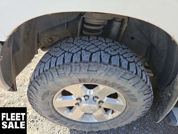 2015-dodge-2500-image-9