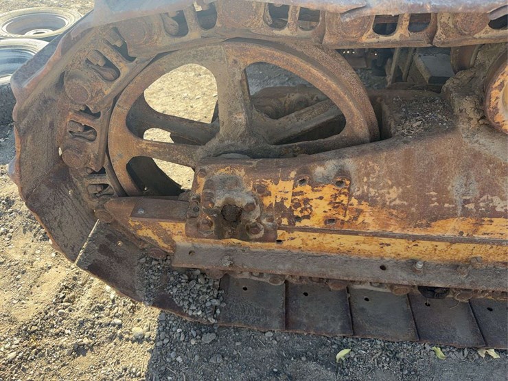 caterpillar-fifty-diesel-image-11