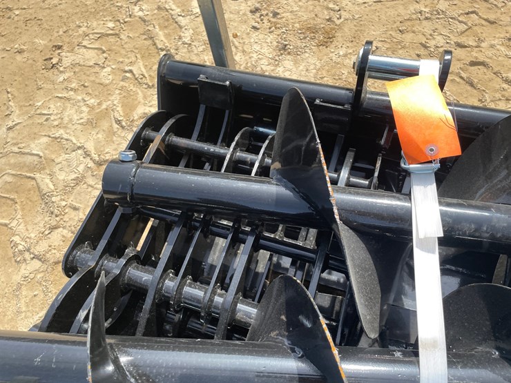 #2028-•-excavator-attachment-set-image-7