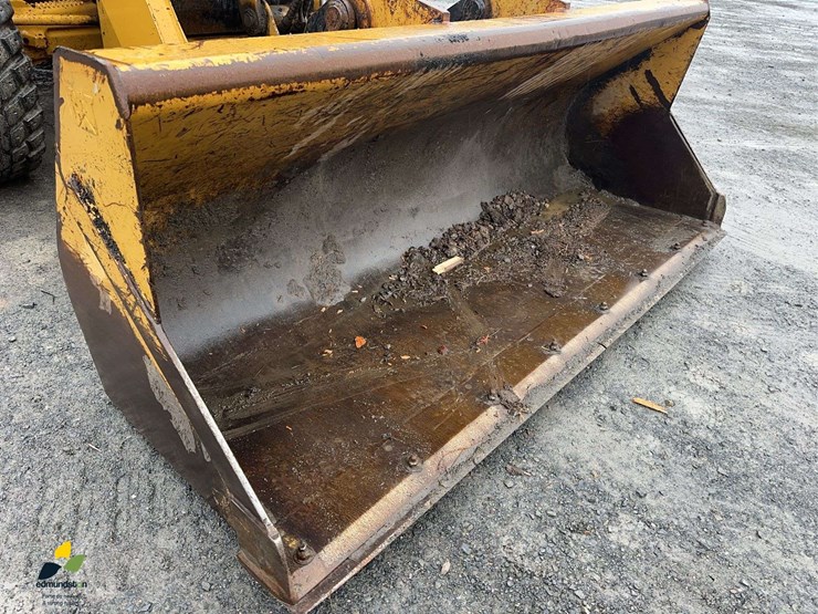 caterpillar-430f2-image-14