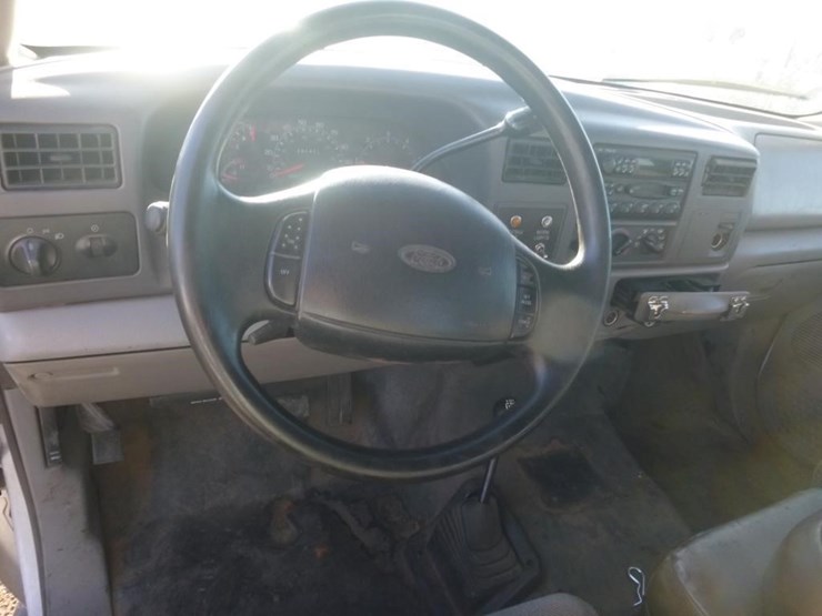 2001-ford-f350-image-13