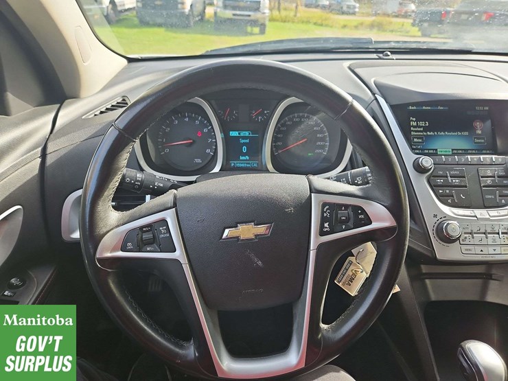 2013-chevrolet-equinox-image-18