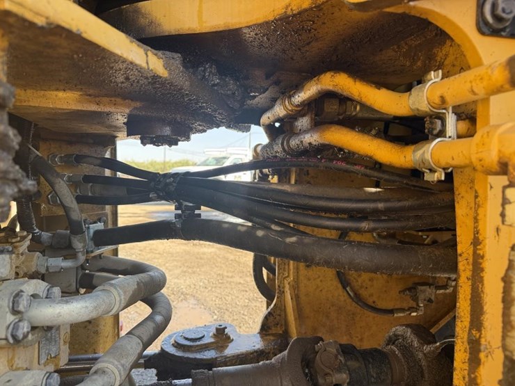 2018-caterpillar-930m-image-20