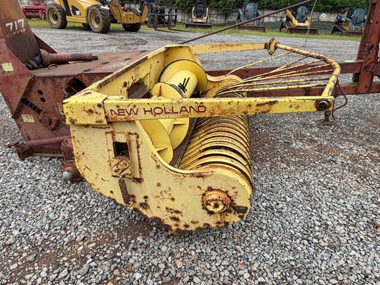 new-holland-717-image-6