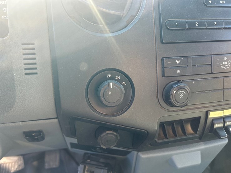 2011-ford-f350-image-66